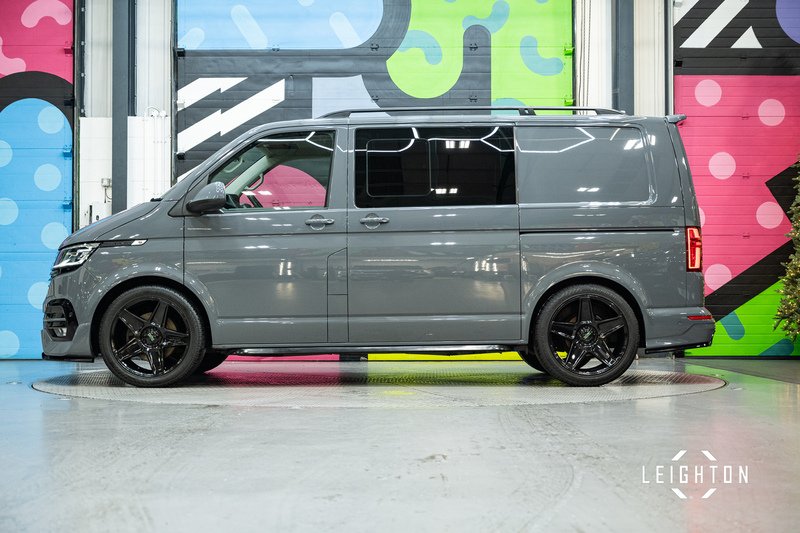 Volkswagen Transporter 2.0 BITDI T32 DIESEL 199PS AUTO Kombi SWB - U5332