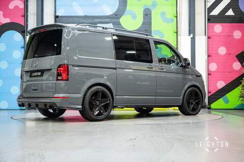 Volkswagen Transporter 2.0 BITDI T32 DIESEL 199PS AUTO Kombi SWB - U5332