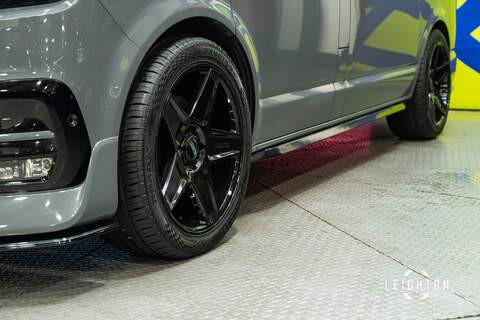 Volkswagen Transporter 2.0 BITDI T32 DIESEL 199PS AUTO Kombi SWB - U5332