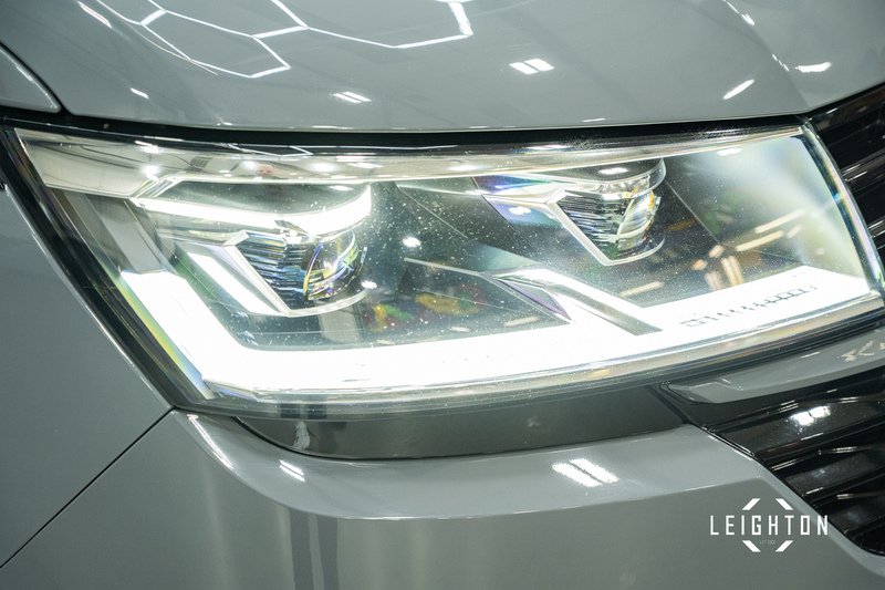 Volkswagen Transporter 2.0 BITDI T32 DIESEL 199PS AUTO Kombi SWB - U5332