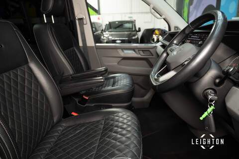 Volkswagen Transporter 2.0 BITDI T32 DIESEL 199PS AUTO Kombi SWB - U5332