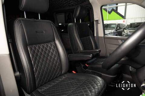 Volkswagen Transporter 2.0 BITDI T32 DIESEL 199PS AUTO Kombi SWB - U5332