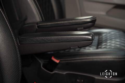 Volkswagen Transporter 2.0 BITDI T32 DIESEL 199PS AUTO Kombi SWB - U5332