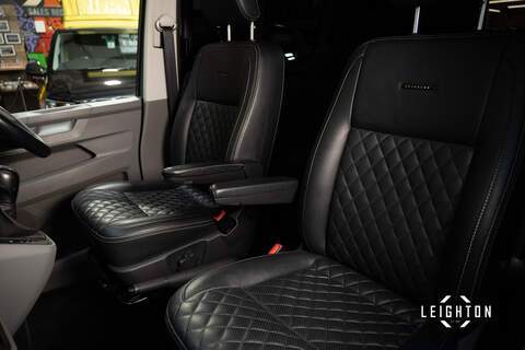 Volkswagen Transporter 2.0 BITDI T32 DIESEL 199PS AUTO Kombi SWB - U5332