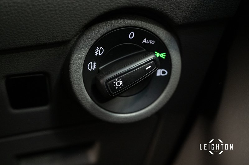 Volkswagen Transporter 2.0 BITDI T32 DIESEL 199PS AUTO Kombi SWB - U5332