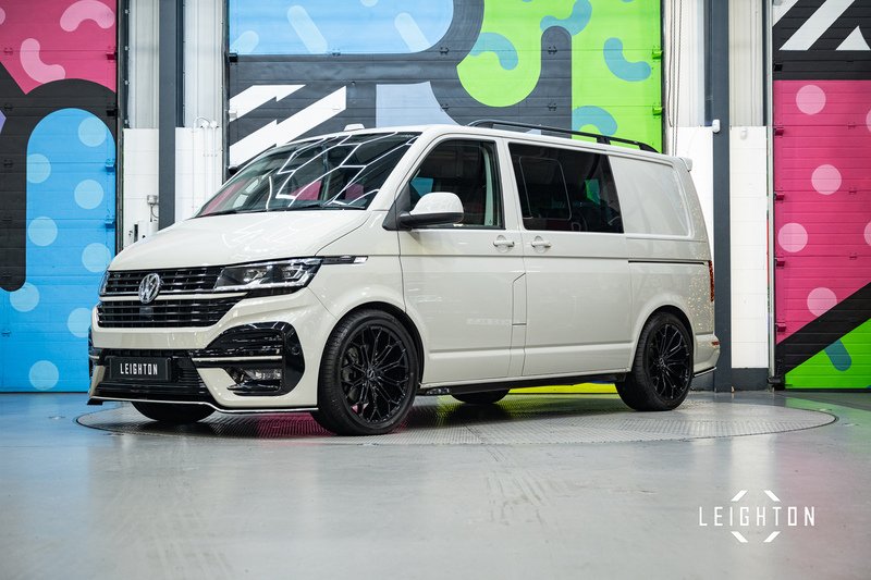 Volkswagen Transporter 2.0 T32 Diesel 204ps Auto Kombi SWB - U5414