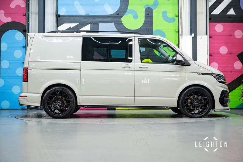 Volkswagen Transporter 2.0 T32 Diesel 204ps Auto Kombi SWB - U5414