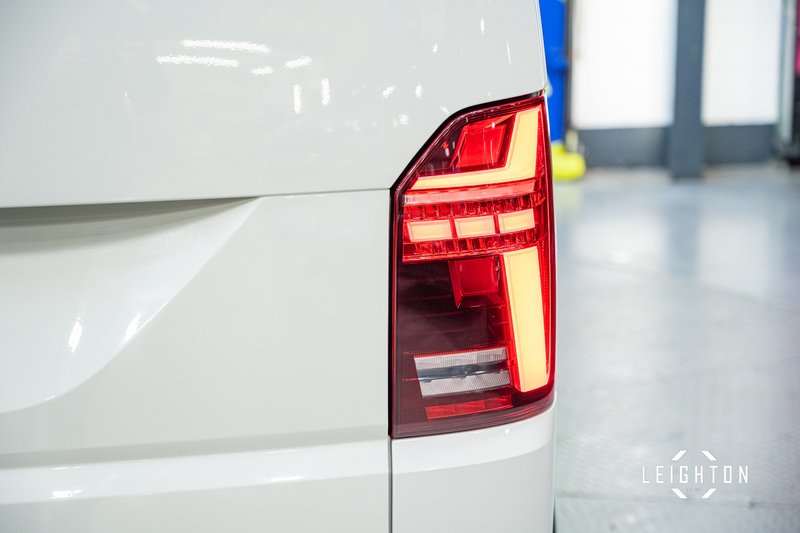 Volkswagen Transporter 2.0 T32 Diesel 204ps Auto Kombi SWB - U5414