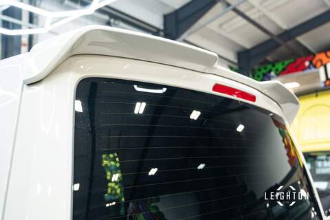 Volkswagen Transporter 2.0 T32 Diesel 204ps Auto Kombi SWB - U5414