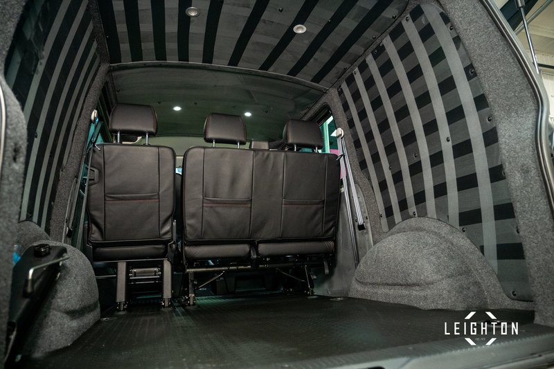 Volkswagen Transporter 2.0 T32 Diesel 204ps Auto Kombi SWB - U5414