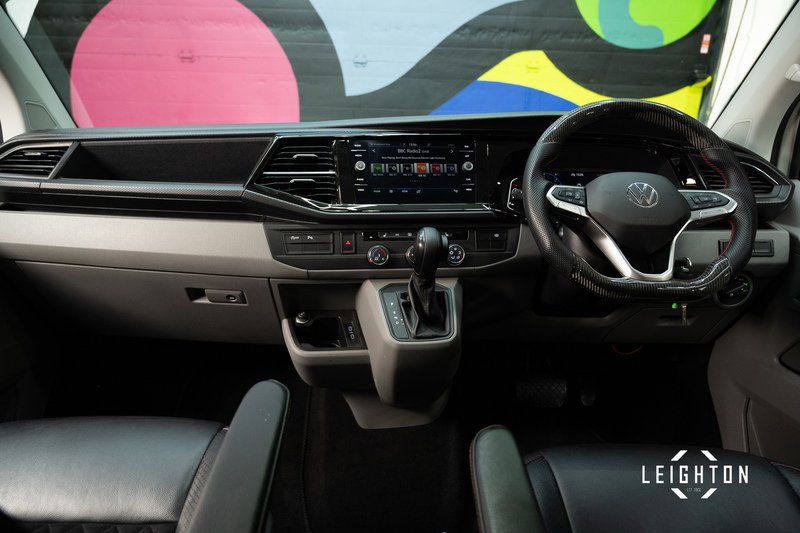 Volkswagen Transporter 2.0 T32 Diesel 204ps Auto Kombi SWB - U5414