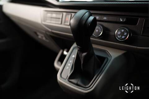 Volkswagen Transporter 2.0 T32 Diesel 204ps Auto Kombi SWB - U5414