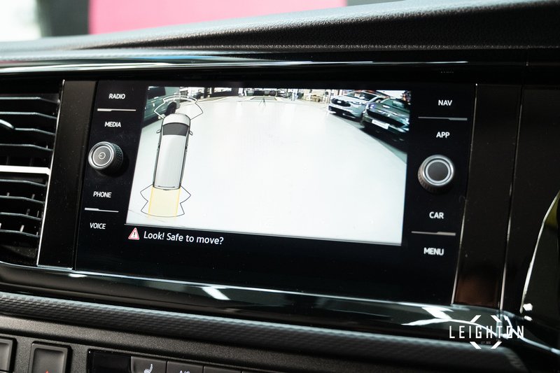 Volkswagen Transporter 2.0 T32 Diesel 204ps Auto Kombi SWB - U5414