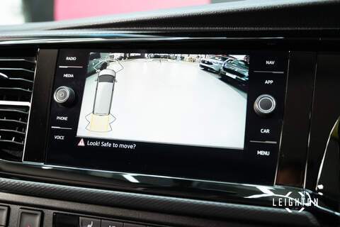 Volkswagen Transporter 2.0 T32 Diesel 204ps Auto Kombi SWB - U5414