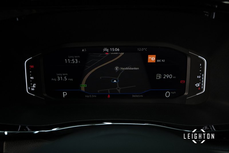 Volkswagen Transporter 2.0 T32 Diesel 204ps Auto Kombi SWB - U5414