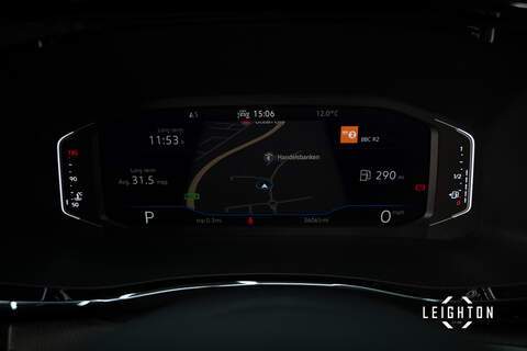 Volkswagen Transporter 2.0 T32 Diesel 204ps Auto Kombi SWB - U5414