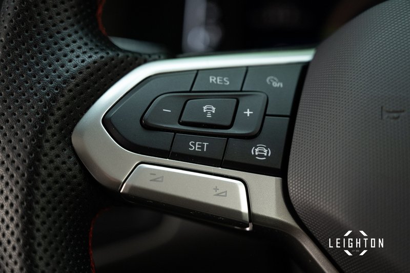 Volkswagen Transporter 2.0 T32 Diesel 204ps Auto Kombi SWB - U5414