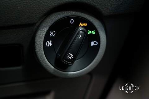 Volkswagen Transporter 2.0 T32 Diesel 204ps Auto Kombi SWB - U5414