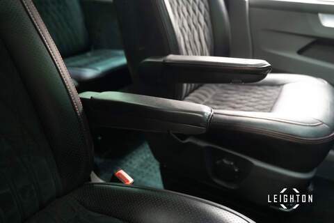 Volkswagen Transporter 2.0 T32 Diesel 204ps Auto Kombi SWB - U5414