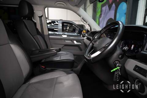 Volkswagen Transporter Shuttle 2.0 BiTDI 199ps Diesel Auto 8 Seater LWB - U5420