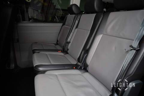 Volkswagen Transporter Shuttle 2.0 BiTDI 199ps Diesel Auto 8 Seater LWB - U5420