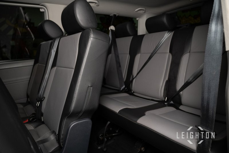 Volkswagen Transporter Shuttle 2.0 BiTDI 199ps Diesel Auto 8 Seater LWB - U5420