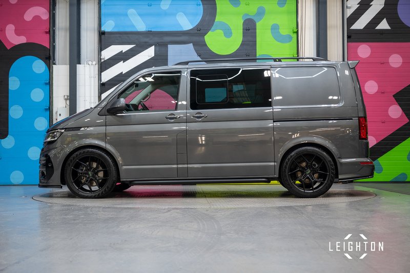 Volkswagen Transporter 2.0 BiTDI T32 Diesel 204ps DSG 4M Kombi SWB - U5443