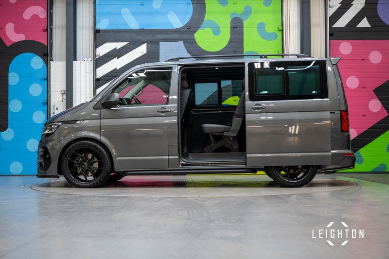 Volkswagen Transporter 2.0 BiTDI T32 Diesel 204ps DSG 4M Kombi SWB - U5443