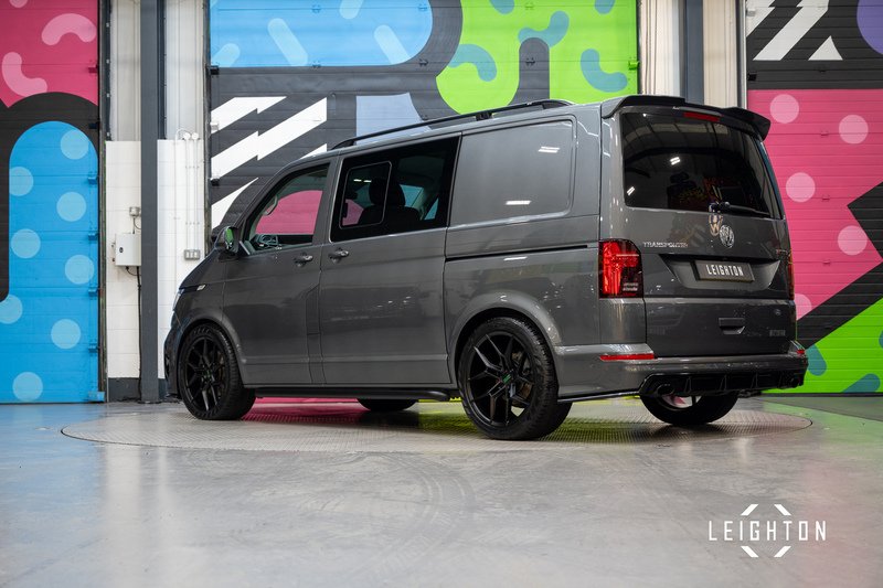 Volkswagen Transporter 2.0 BiTDI T32 Diesel 204ps DSG 4M Kombi SWB - U5443