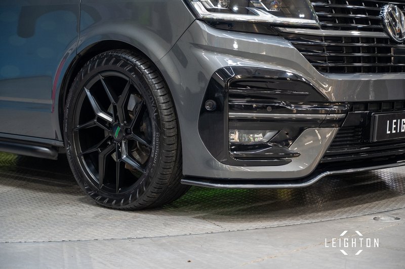 Volkswagen Transporter 2.0 BiTDI T32 Diesel 204ps DSG 4M Kombi SWB - U5443