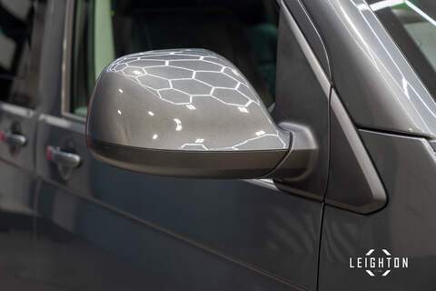 Volkswagen Transporter 2.0 BiTDI T32 Diesel 204ps DSG 4M Kombi SWB - U5443