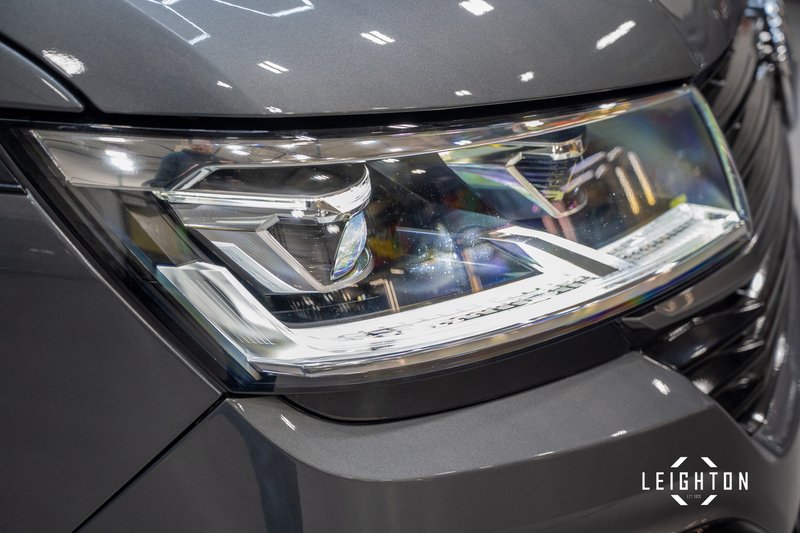 Volkswagen Transporter 2.0 BiTDI T32 Diesel 204ps DSG 4M Kombi SWB - U5443