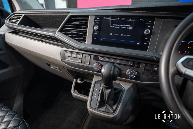 Volkswagen Transporter 2.0 BiTDI T32 Diesel 204ps DSG 4M Kombi SWB - U5443