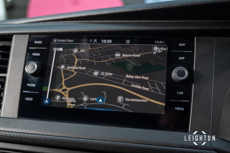 Volkswagen Transporter 2.0 BiTDI T32 Diesel 204ps DSG 4M Kombi SWB - U5443