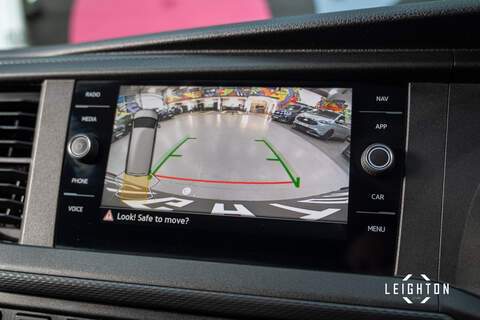 Volkswagen Transporter 2.0 BiTDI T32 Diesel 204ps DSG 4M Kombi SWB - U5443