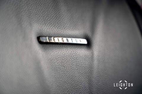 Volkswagen Transporter 2.0 BiTDI T32 Diesel 204ps DSG 4M Kombi SWB - U5443