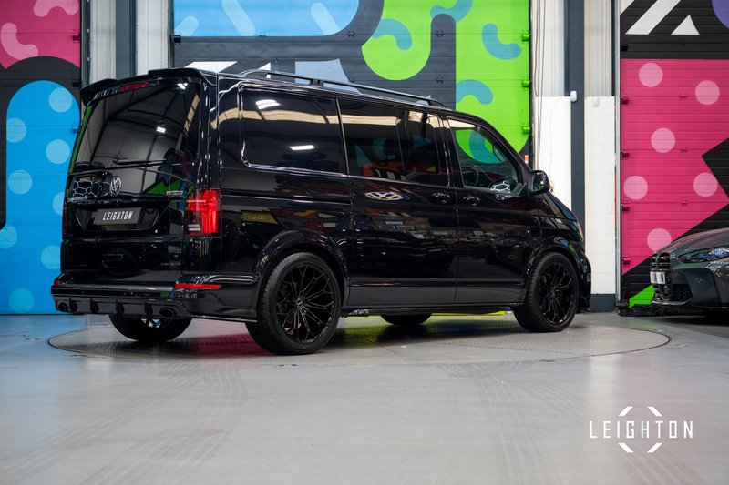 Volkswagen Transporter 2.0 T32 BiTDi Diesel 204ps 4M Auto Kombi SWB - U5550