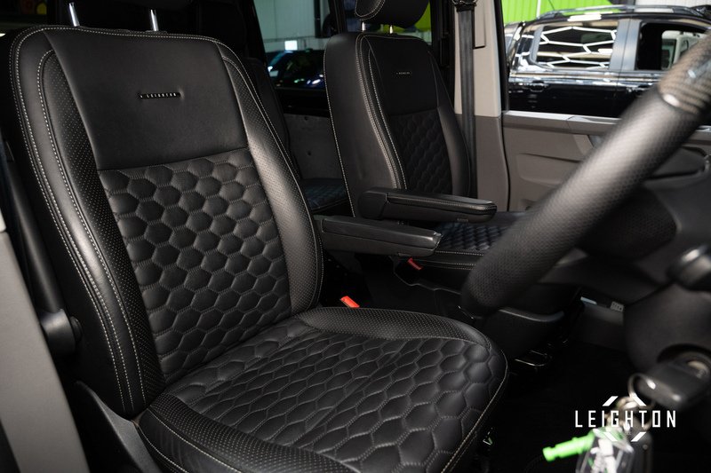 Volkswagen Transporter 2.0 T32 BiTDi Diesel 204ps 4M Auto Kombi SWB - U5550