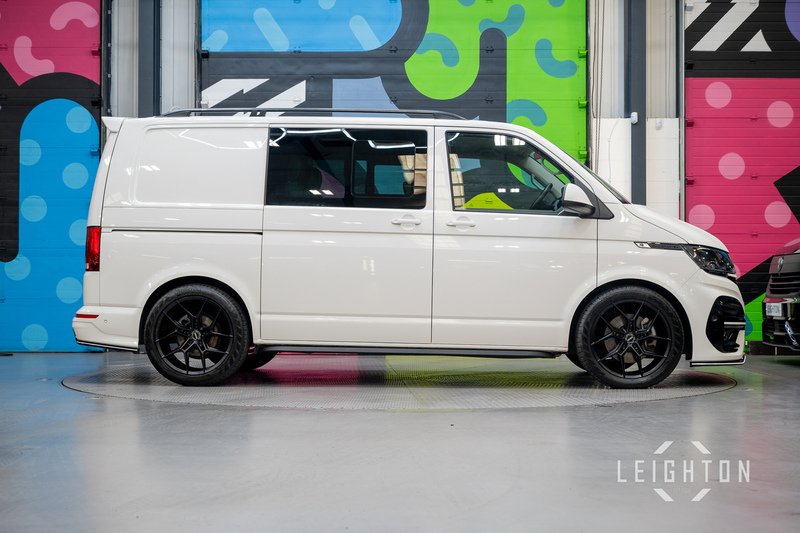 Volkswagen Transporter 2.0 T32 TDi Diesel 150ps Manual Kombi SWB - U5815