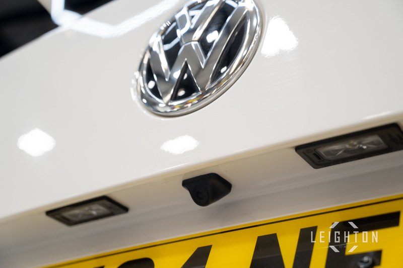 Volkswagen Transporter 2.0 T32 TDi Diesel 150ps Manual Kombi SWB - U5815