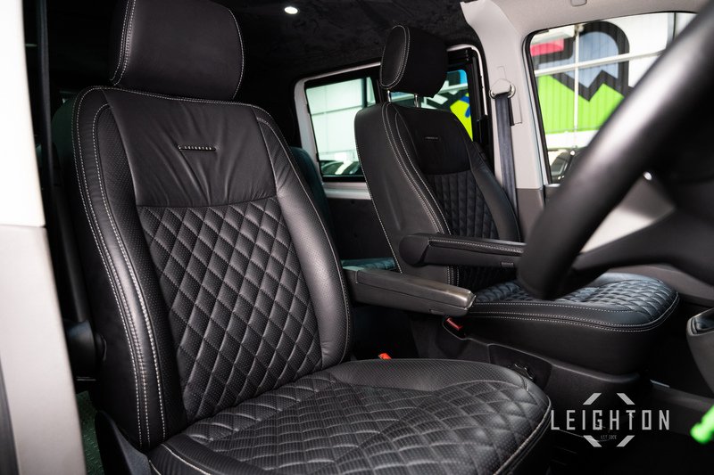 Volkswagen Transporter 2.0 T32 TDi Diesel 150ps Manual Kombi SWB - U5815