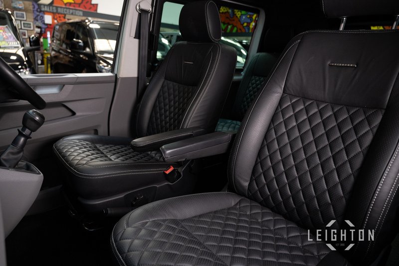 Volkswagen Transporter 2.0 T32 TDi Diesel 150ps Manual Kombi SWB - U5815