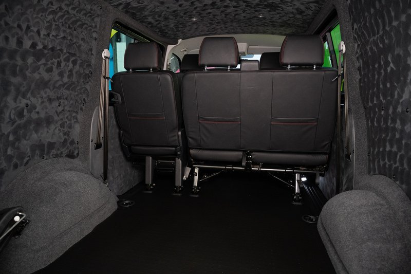 Volkswagen Transporter 2.0 T32 BITDi Diesel 204ps Auto Kombi SWB - U5816