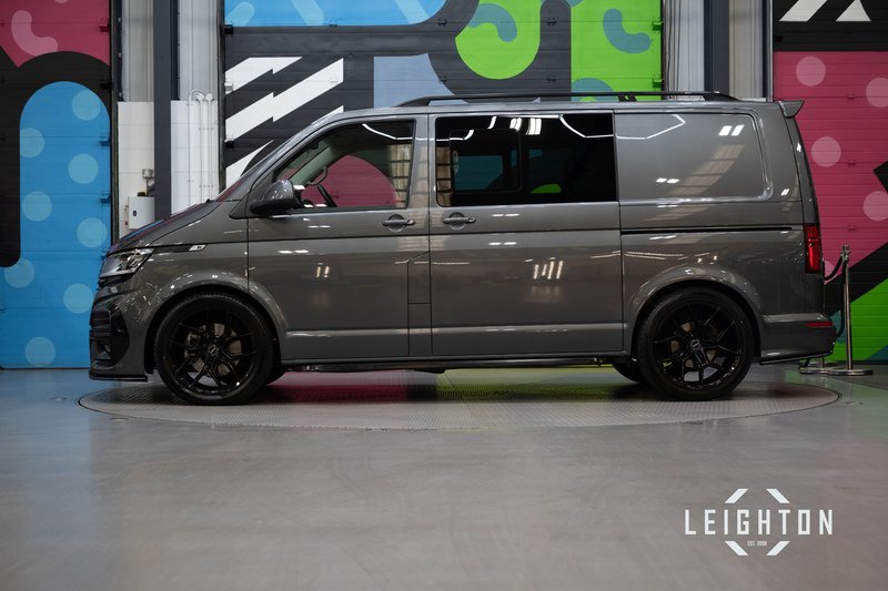 Volkswagen Transporter 2.0 T32 150ps Diesel Auto Kombi SWB - U58240
