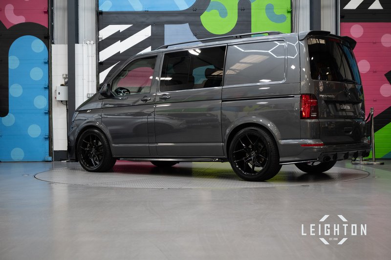 Volkswagen Transporter 2.0 T32 150ps Diesel Auto Kombi SWB - U58240