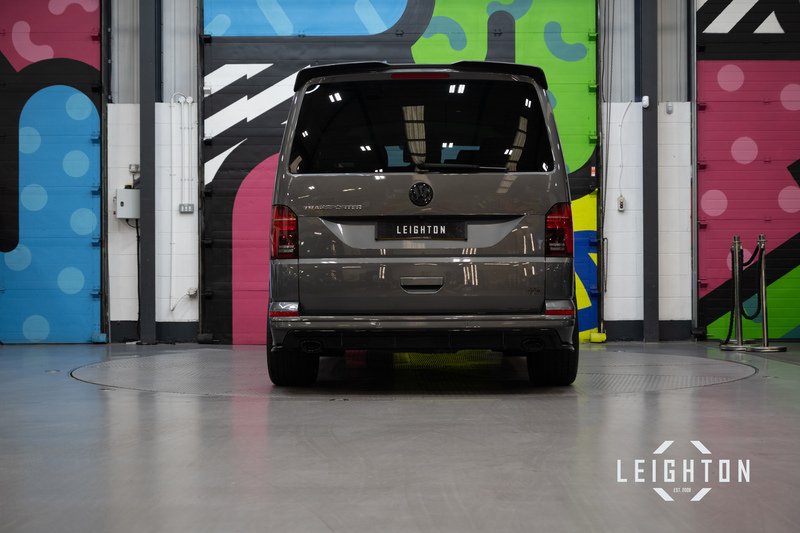 Volkswagen Transporter 2.0 T32 150ps Diesel Auto Kombi SWB - U58240