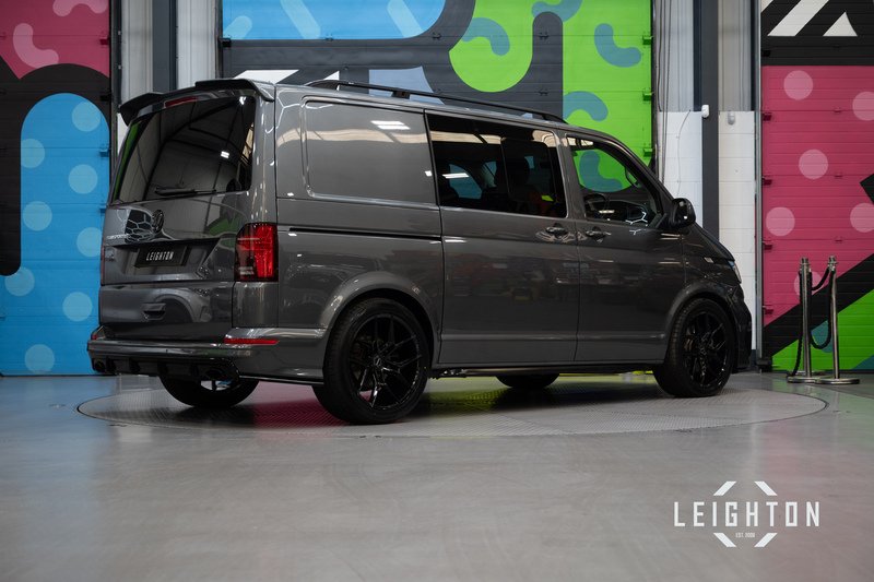 Volkswagen Transporter 2.0 T32 150ps Diesel Auto Kombi SWB - U58240
