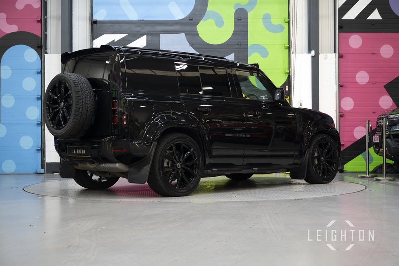 Land Rover Defender 110 D350 MHEV X-Dynamic HSE - U58241