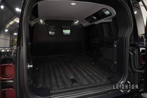 Land Rover Defender 110 D350 MHEV X-Dynamic HSE - U58241