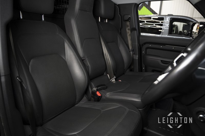 Land Rover Defender 110 D350 MHEV X-Dynamic HSE - U58241